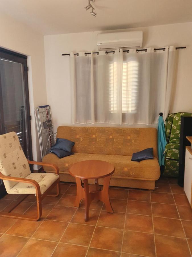 Vila Breskvar Mugeba Екстер'єр фото