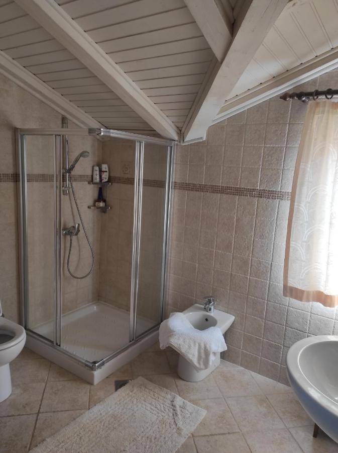 Vila Breskvar Mugeba Екстер'єр фото